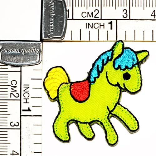 Kleenplus 2 adet. Mini Yeşil Unicorn Karikatür Çocuklar Sevimli Demir on Yamalar At Moda Stil İşlemeli Motif Aplike